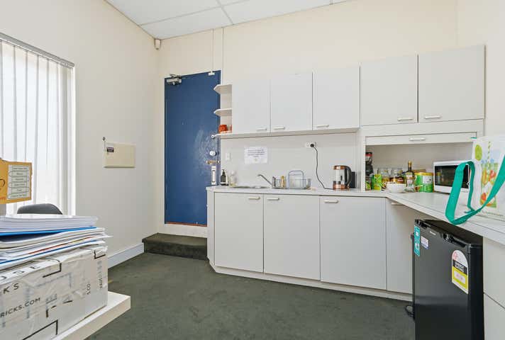 Units 1-2, 39 King George Street Innaloo WA 6018 - Image 10