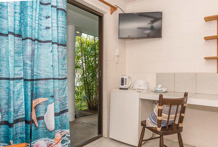 53- 55 Ford Street Hermit Park QLD 4812 - Image 21