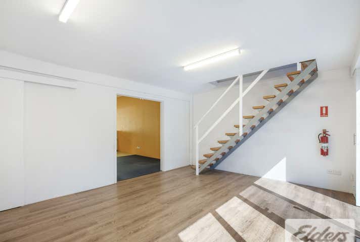 58 Holdsworth Street Coorparoo QLD 4151 - Image 11