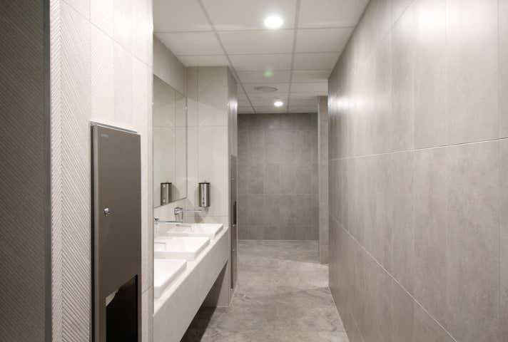 2/160 Hume Street East Toowoomba QLD 4350 - Image 7