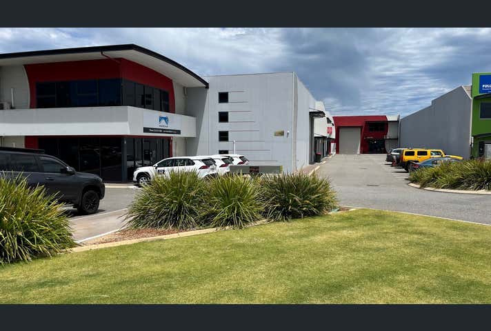 2/28 Hammond Road Cockburn Central WA 6164 - Image 1