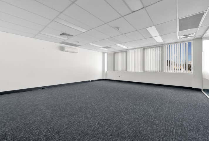 15 Watt Street Gosford NSW 2250 - Image 8