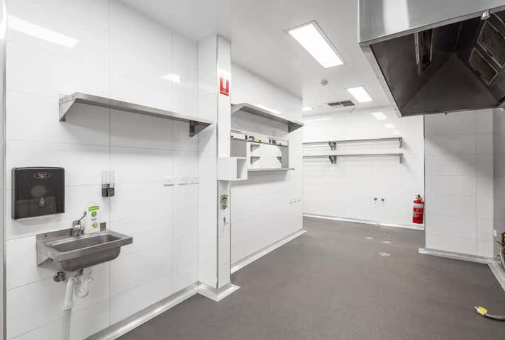 Dog Swamp Shopping Centre, 6 Wanneroo Road Yokine WA 6060 - Image 8