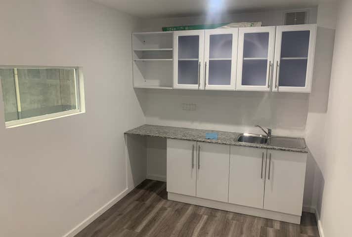 5 Furniss Road Darch WA 6065 - Image 6