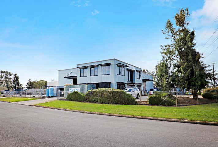 11 Baile Road Canning Vale WA 6155 - Image 8