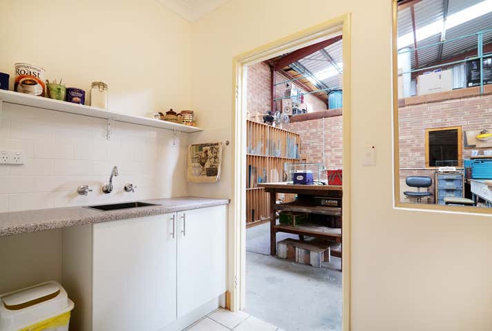 367  Sevenoaks Street Cannington WA 6107 - Image 22