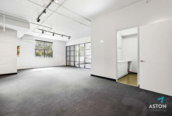 2/31 Izett Street Prahran VIC 3181 - Image 5