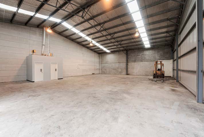 2/12 Callistemon Close Warabrook NSW 2304 - Image 2