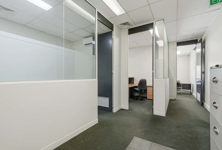 Units 1-2, 39 King George Street Innaloo WA 6018 - Image 23