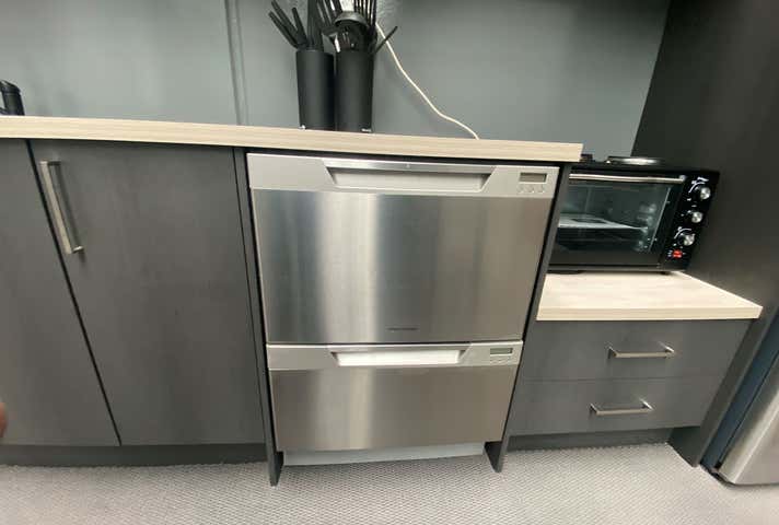 8/7 Waynote Place Unanderra NSW 2526 - Image 13