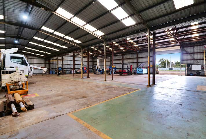 4 Lower Park Road Maddington WA 6109 - Image 3