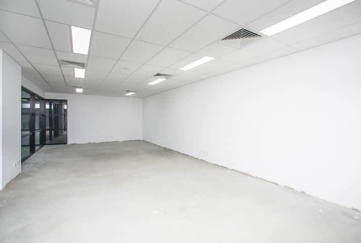 16 Brewer Road Canning Vale WA 6155 - Image 25