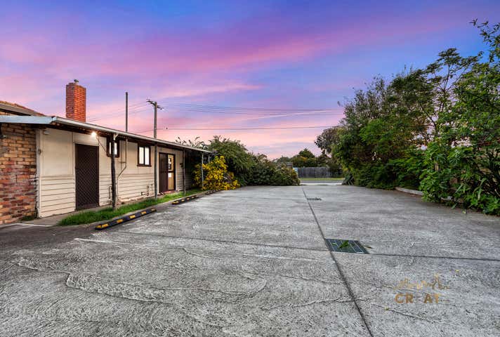 29 Northumberland Road Sunshine North VIC 3020 - Image 14