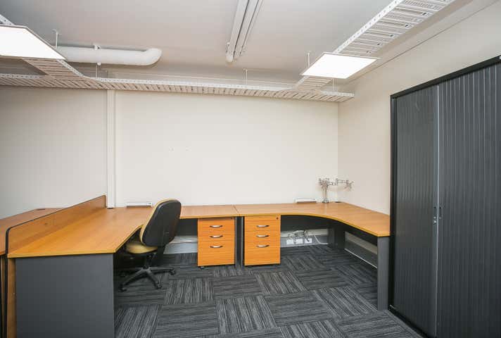 Unit 2, 12 Buckingham Dr Wangara WA 6065 - Image 9