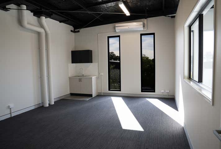 3 Flagstone Drive Burleigh Heads QLD 4220 - Image 7