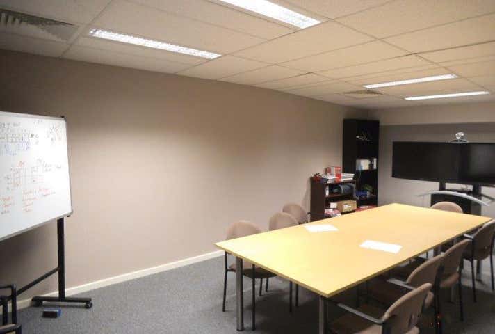 Unit 4, 14 Uppill Pl Wangara WA 6065 - Image 14