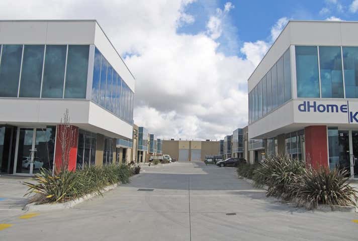 8/22 Makland Drive Derrimut VIC 3026 - Image 2