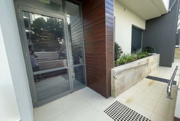 3206/4 Marina Promenade Paradise Point QLD 4216 - Image 6