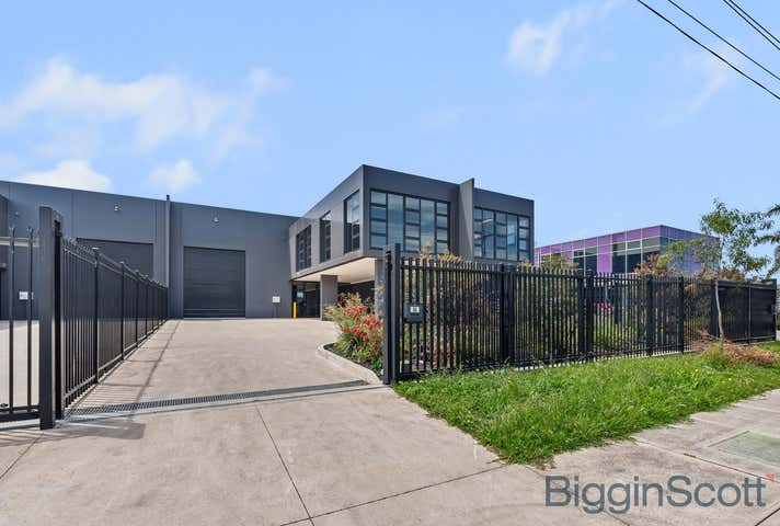 8A Chelmsford Street Williamstown North VIC 3016 - Image 2