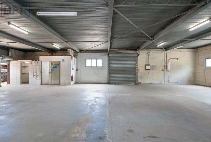 26 Tydeman Road North Fremantle WA 6159 - Image 13