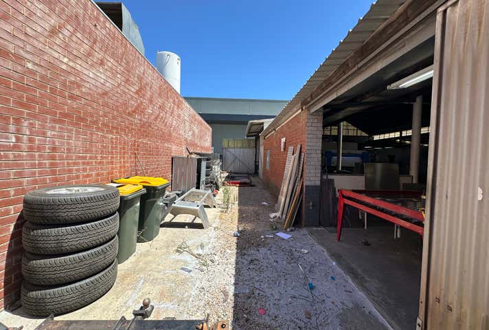 10 Goongarrie Street Bayswater WA 6053 - Image 9