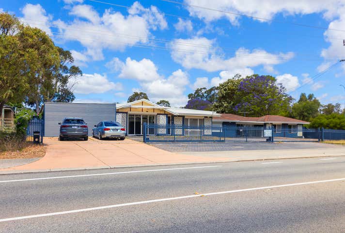 141-143 Meares Avenue Parmelia WA 6167 - Image 4