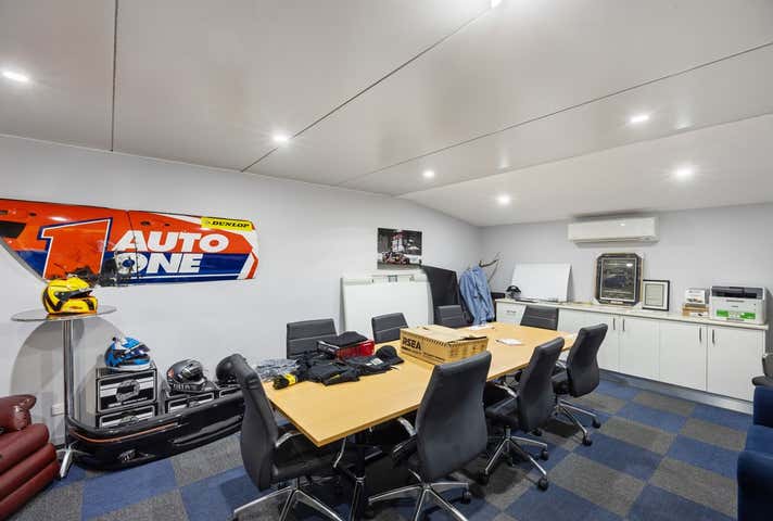 719 Drome Street East Albury NSW 2640 - Image 5