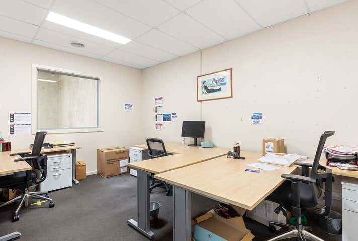 5/32-44 Tarkin Court Bell Park VIC 3215 - Image 4