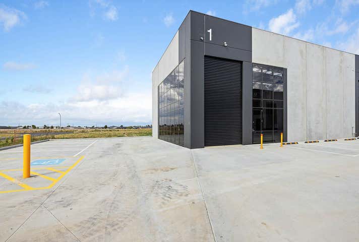 1/16 Concept Drive Delacombe VIC 3356 - Image 10