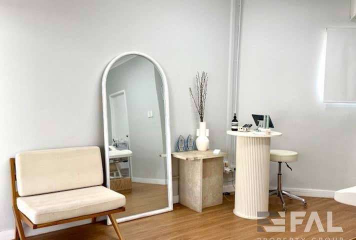 Shop  1, 7 Park Terrace Graceville QLD 4075 - Image 4