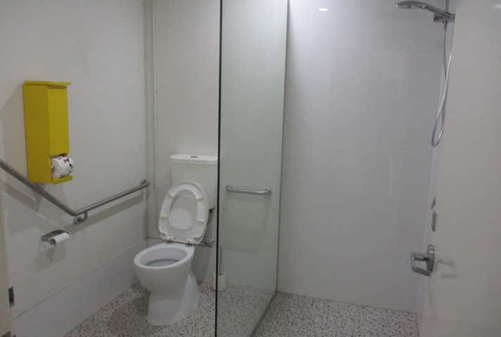 4/4-16 Tingira Street Portsmith QLD 4870 - Image 9