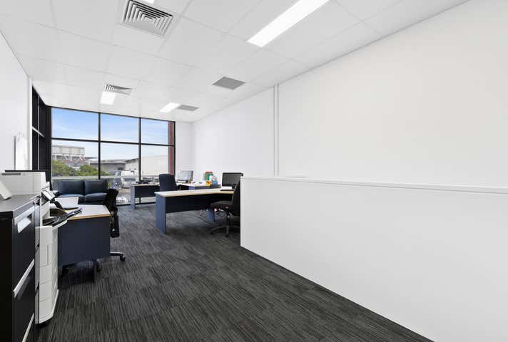 1/300 Lavarack Pinkenba QLD 4008 - Image 5