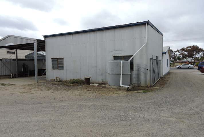 189 Adelaide Road Murray Bridge SA 5253 - Image 4