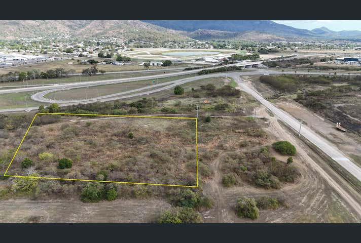 13 Dolby Street Cluden QLD 4811 - Image 5