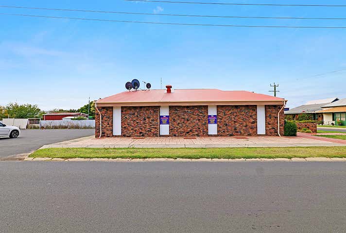 6 Strickland Street Bunbury WA 6230 - Image 13