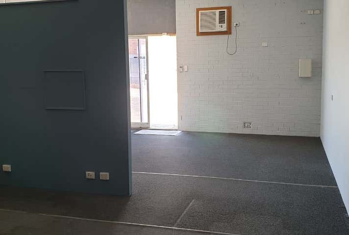 1/231 Bank Street Welshpool WA 6106 - Image 4