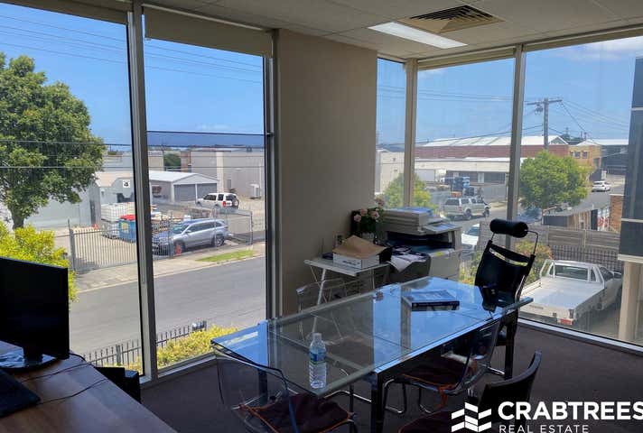 2/31 Fulton Street Oakleigh South VIC 3167 - Image 4