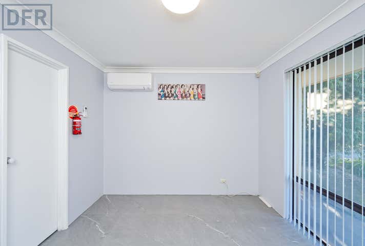 6/5 Berrigan Drive South Lake WA 6164 - Image 9