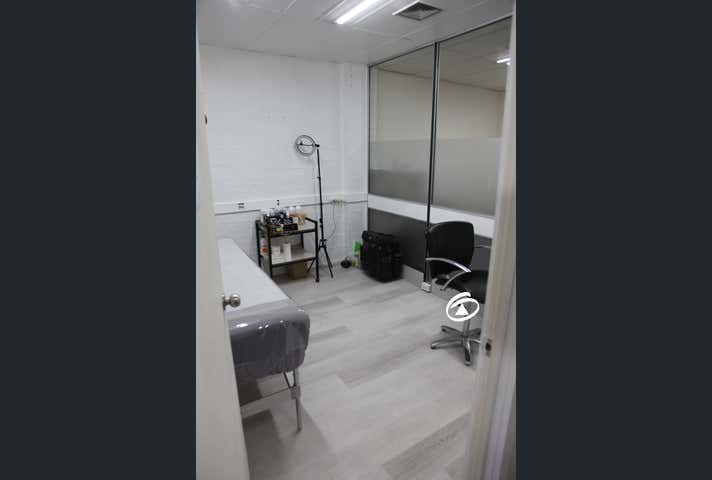 1/6 Gloucester Avenue Berwick VIC 3806 - Image 5