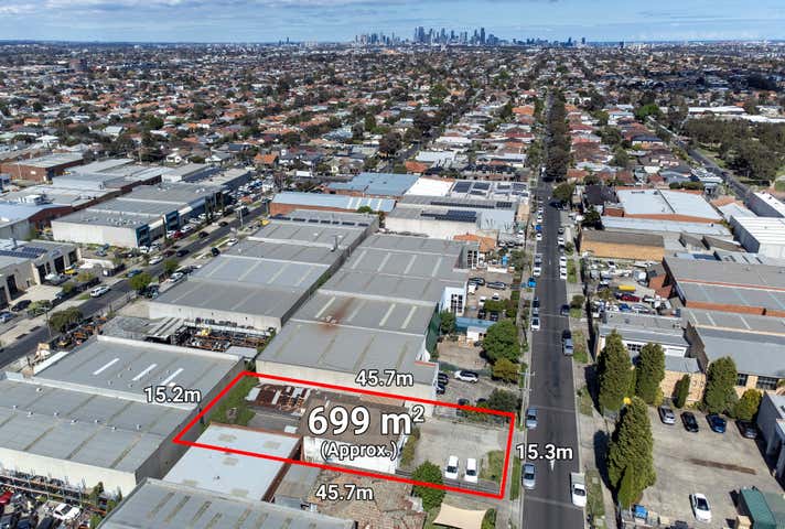 18 Roosevelt Street Coburg North VIC 3058 - Image 1