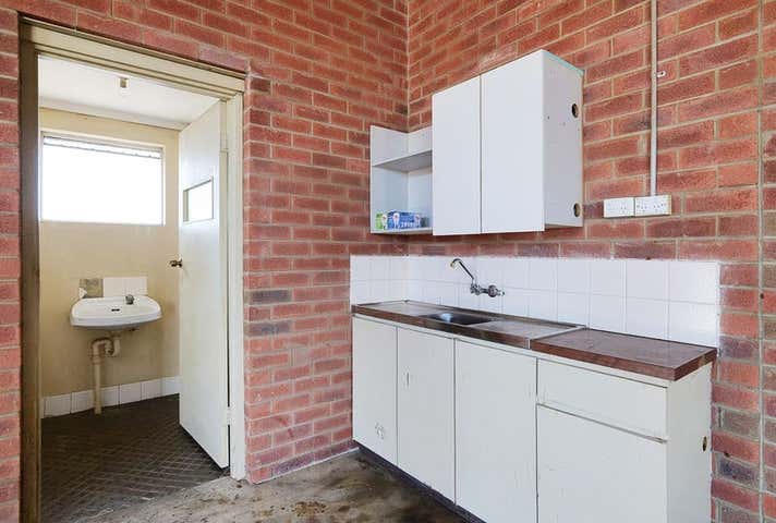 244 Treasure Road Welshpool WA 6106 - Image 5