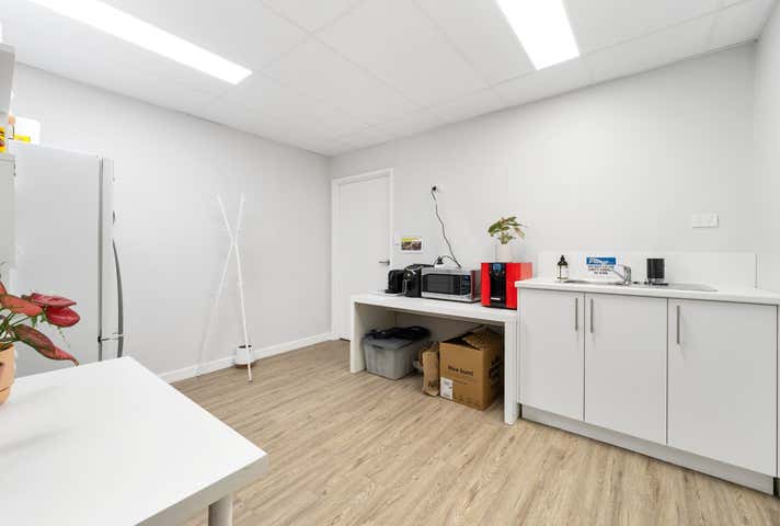 8/1 Merino Entrance Cockburn Central WA 6164 - Image 13