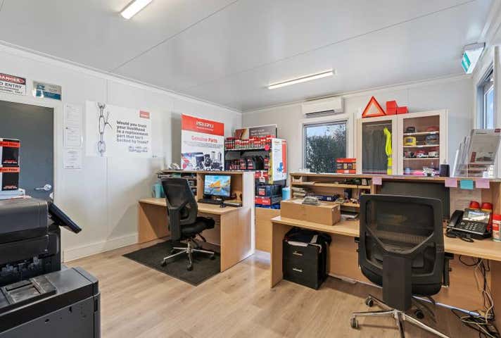 Unit  2, 26 Colliers Avenue Orange NSW 2800 - Image 8