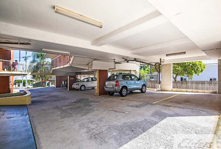 389 Cornwall Street Greenslopes QLD 4120 - Image 10