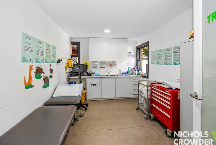 5 Moores Road Monbulk VIC 3793 - Image 13