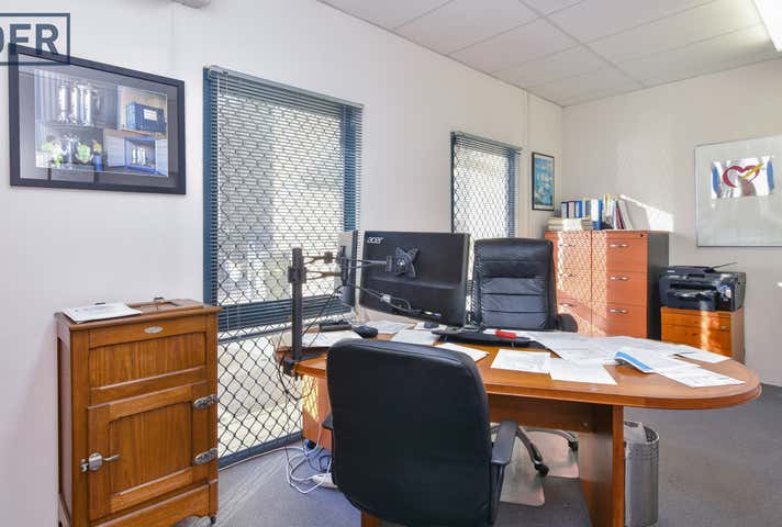30 Parkinson Lane Kardinya WA 6163 - Image 2