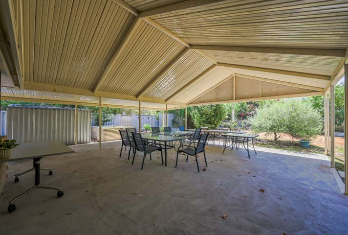 8 Baralda Court Rockingham WA 6168 - Image 6