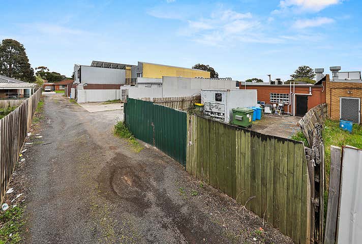 19 Hotham Street Cranbourne VIC 3977 - Image 17