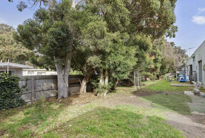 1 Baines Crescent Torquay VIC 3228 - Image 16