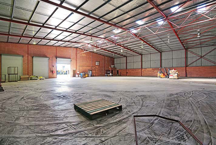 97 Sheffield Road Welshpool WA 6106 - Image 22